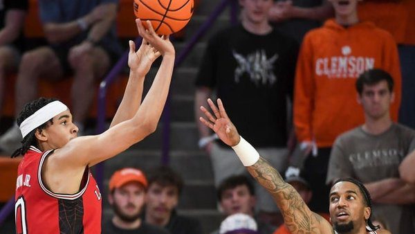 Mikel Brown Jr. Louisville Cardinals is key to our prediction & analysis tonight