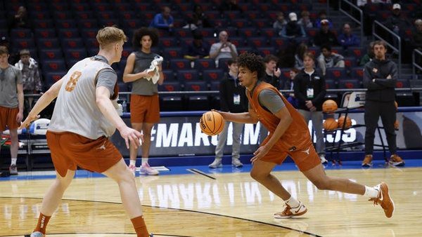 John Clark Texas Longhorns is key to our prediction & analysis tonight