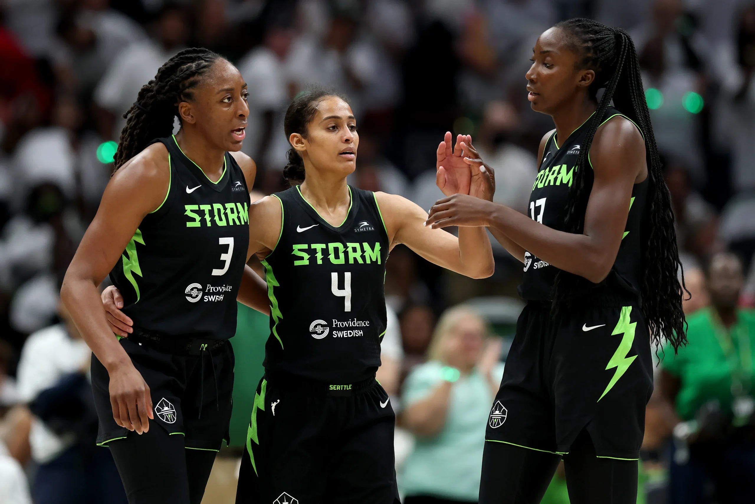 Atlanta Dream at Seattle Storm WNBA matchup graphic with total pick and analysis from RBD